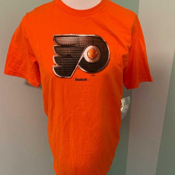 Reebok Other - 🏒 Philadelphia Flyers Logo T Shirt